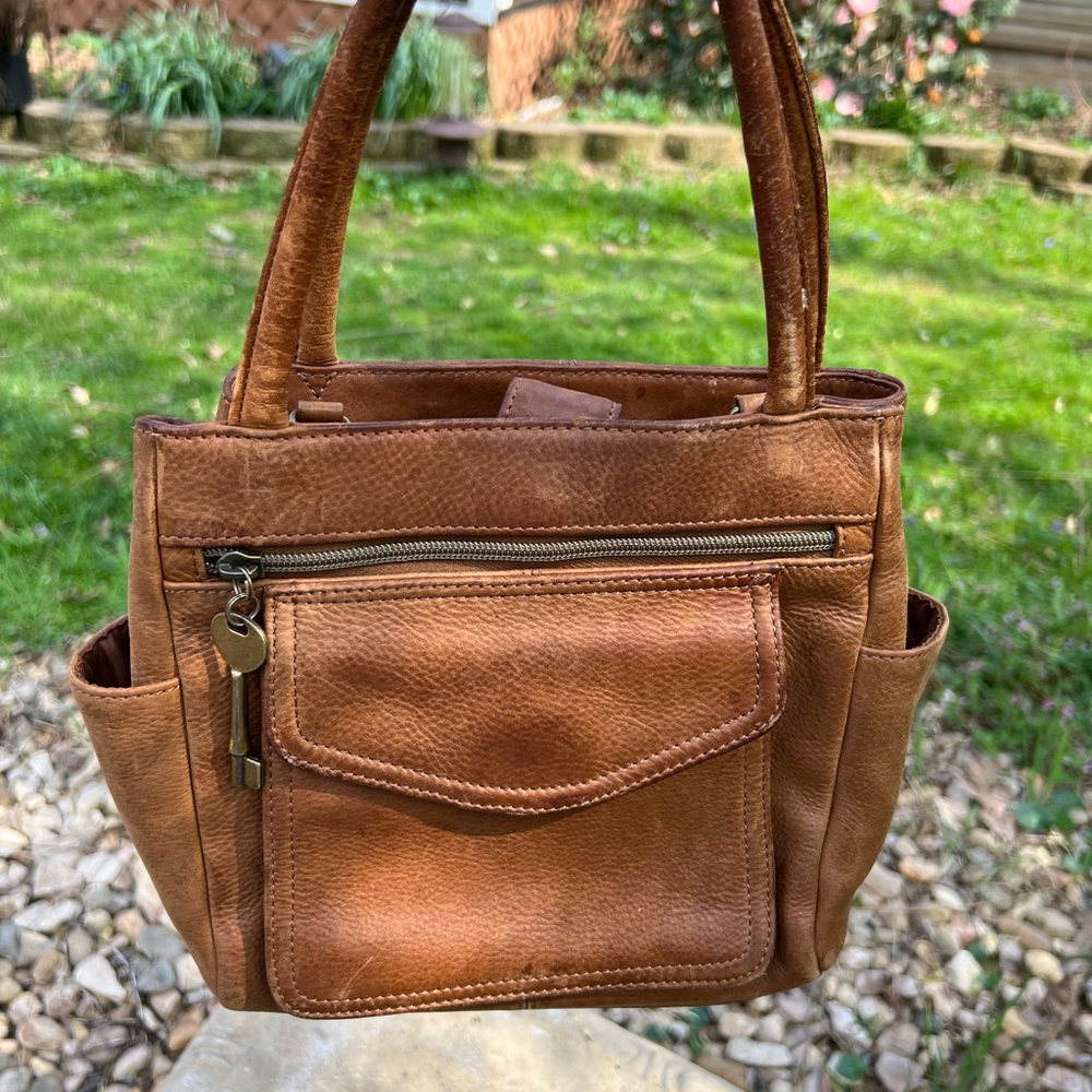 Women's Vintage Fossil Tan Leather Tote Shoulder Bag